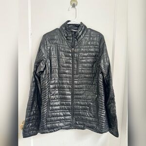 Patagonia Ultralight Goose Down W's Ultralight Down Black Jacket
Size L $279